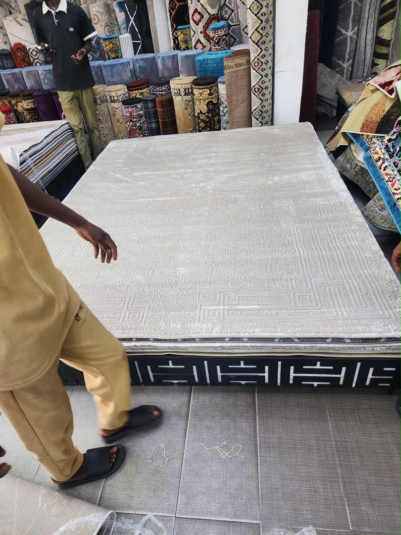 Luxury modern rug for homes in Lagos, Nigeria, available in multiple sizes for living rooms, bedrooms, dining areas, and stylish interiors.